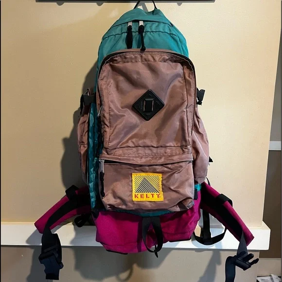 Kelty | Bags | Vintage Kelty Redwing 989 Internal Frame Pack  display picture 2